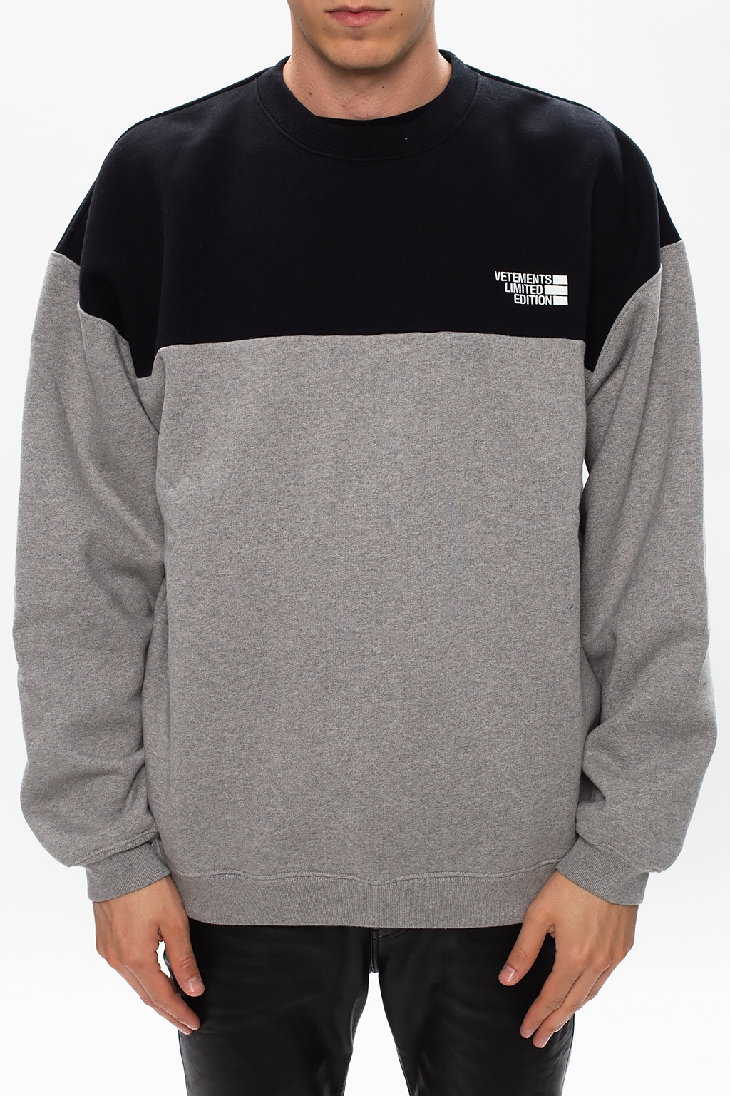 vetements embroidered sweatshirt