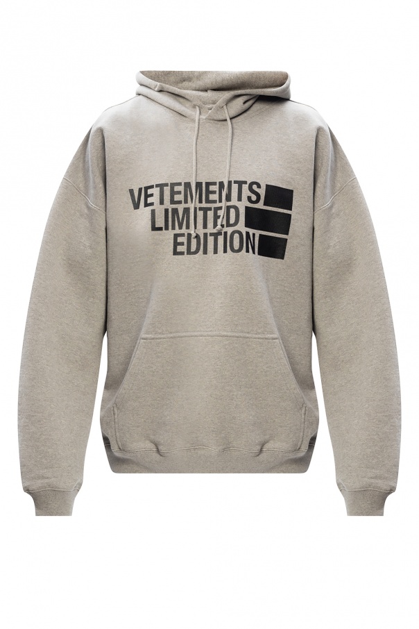 VETEMENTS Logo-printed hoodie