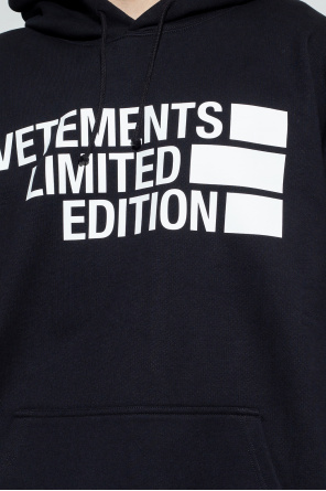 VETEMENTS Hoodie with logo