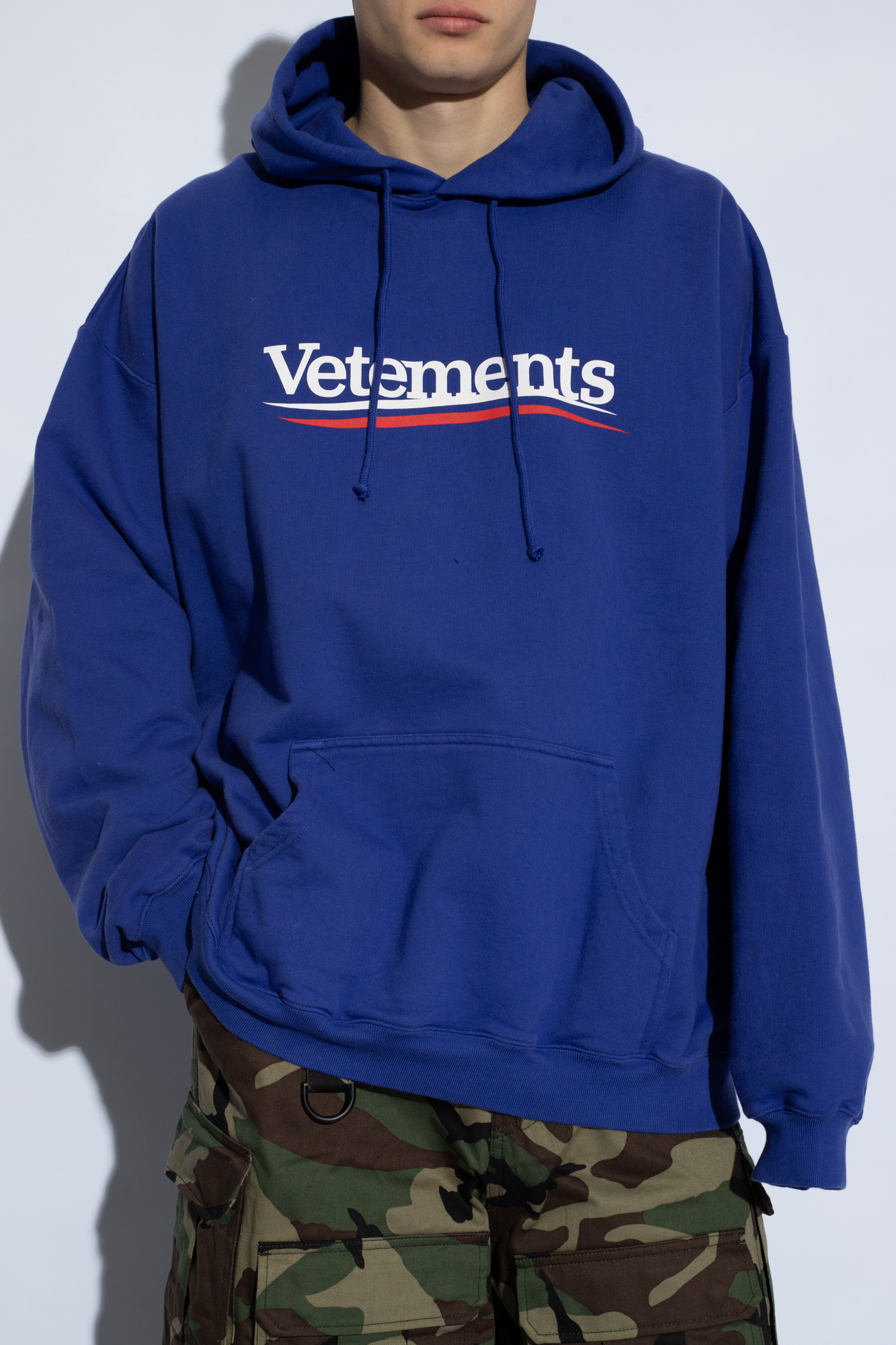 VETEMENTS Hoodie with logo