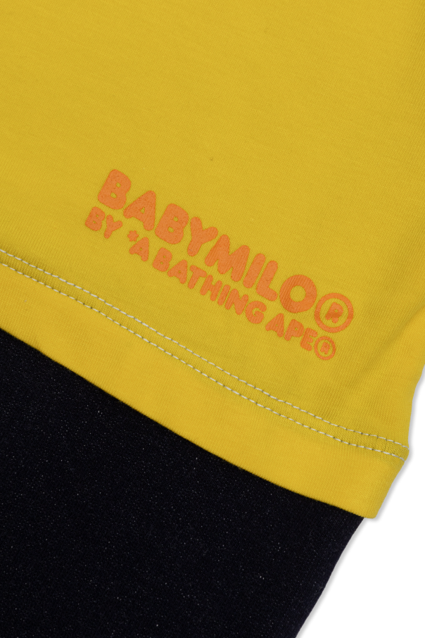 A BATHING APE® Kids Pajacyk niemowlęcy z nadrukiem