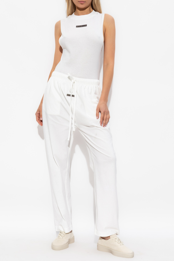 Fear Of God Essentials Cuerpo con logo