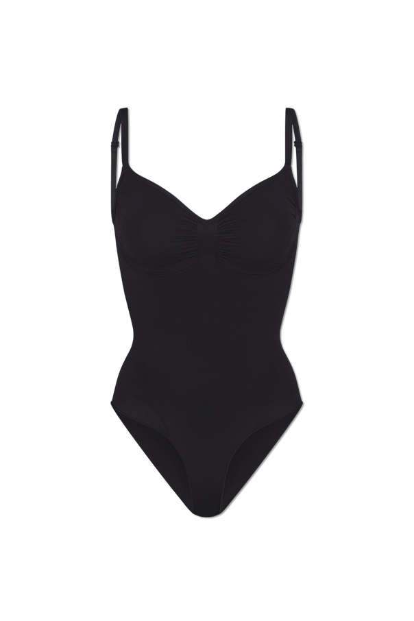 Shaping bodysuits od SKIMS