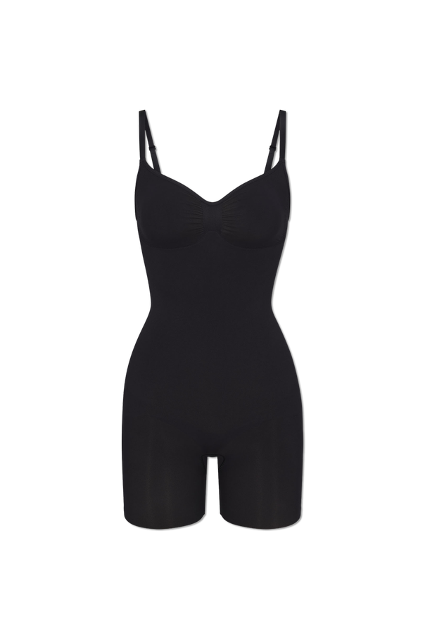 Shaping bodysuits od SKIMS