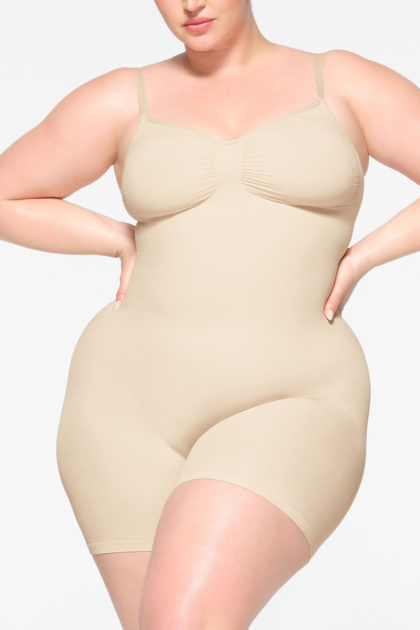 SKIMS Bodies modeladores