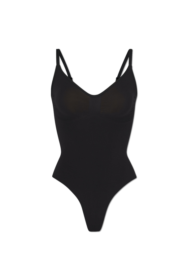 Shaping bodysuits od SKIMS