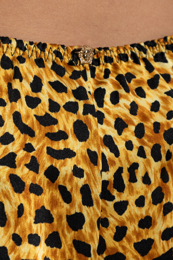 Versace Pantalones cortos de seda con estampado animal