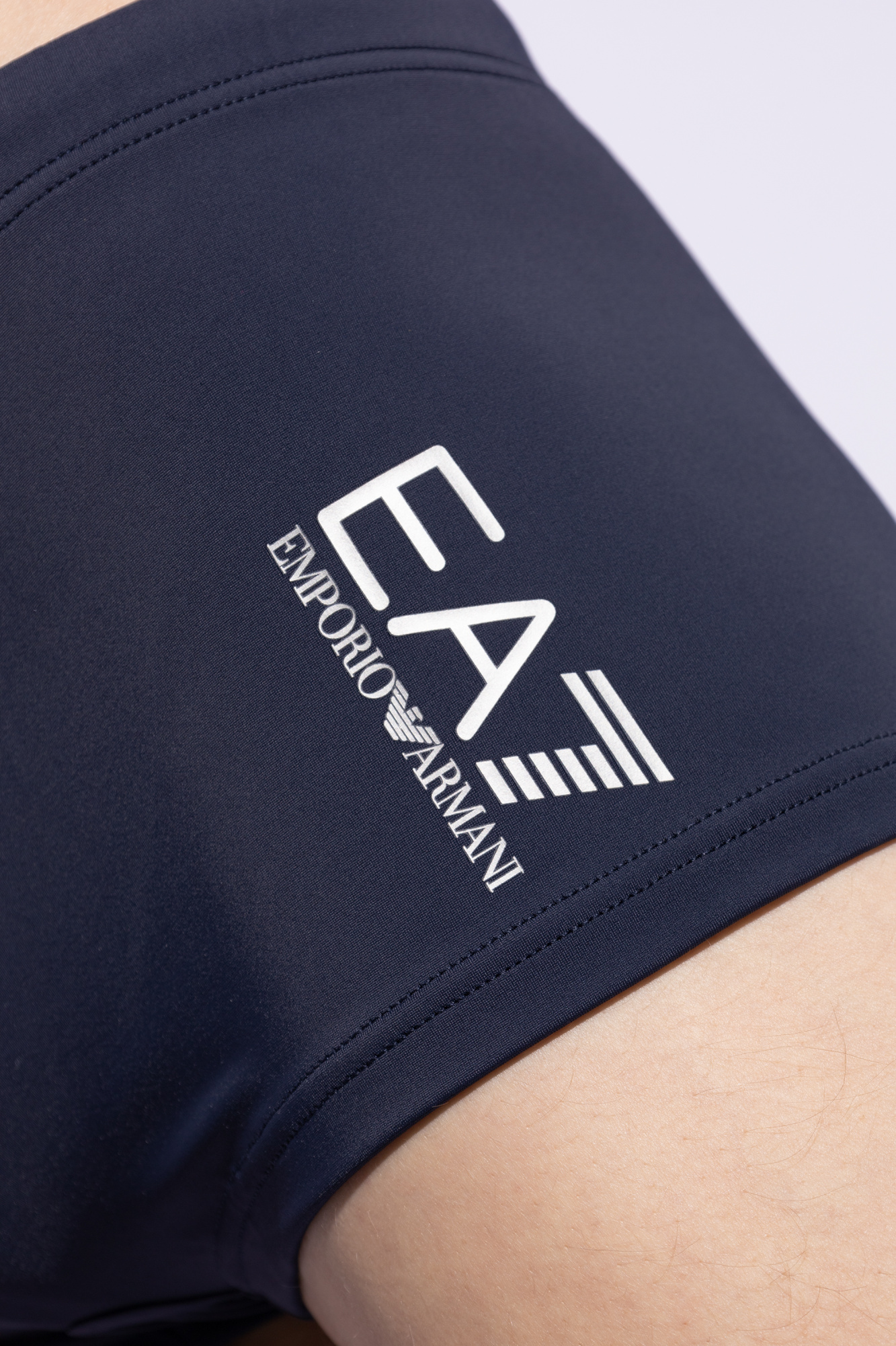 Emporio Armani Piloten-Sonnenbrille in Silber Swim shorts with logo