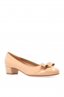 FERRAGAMO beige 'Vara' Pumps