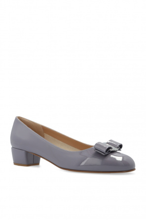 FERRAGAMO ‘Vara’ pumps