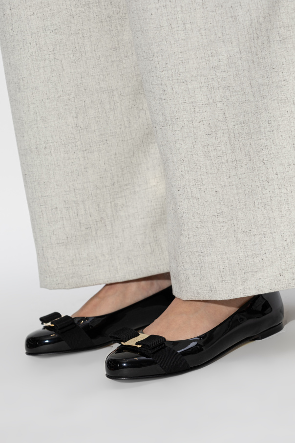 FERRAGAMO Bailarinas "Varina"