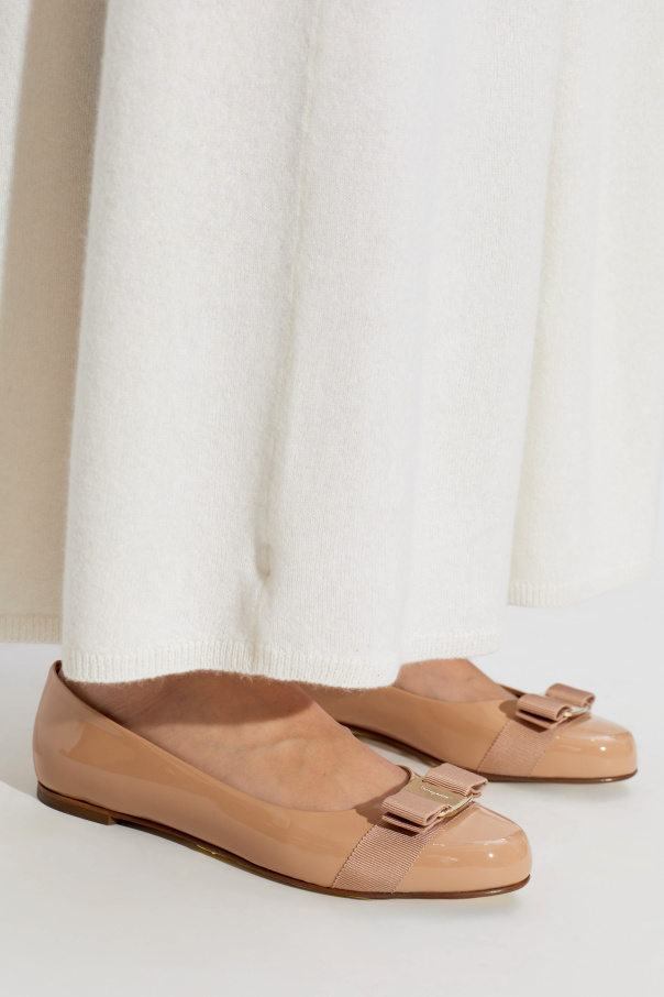 FERRAGAMO Bailarinas "Varina"