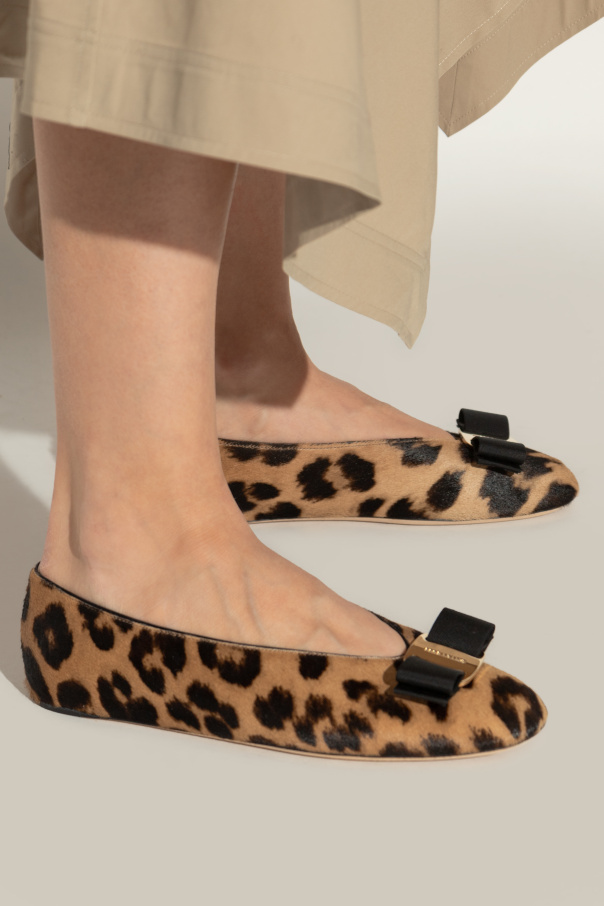 FERRAGAMO Ballerinas mit Tiermotiv