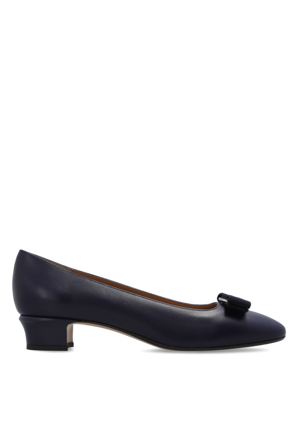 ‘Vara’ heeled shoes od FERRAGAMO