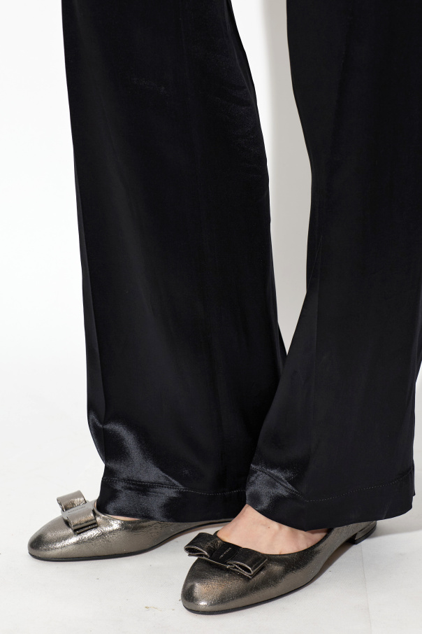 FERRAGAMO "Varina" ballerinas