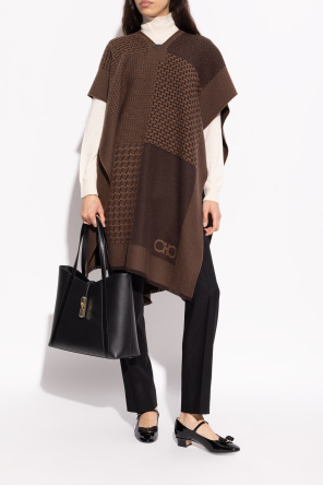 FERRAGAMO Absatzschuhe „Vally“