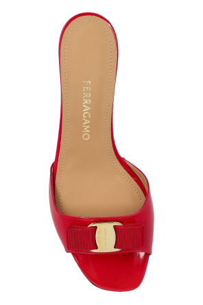 FERRAGAMO Sandalias de tacón "Vanilla"