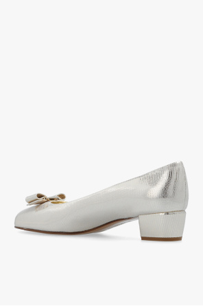 FERRAGAMO ‘Vara’ pumps