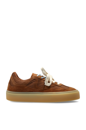 ‘Lynn’ sports shoes