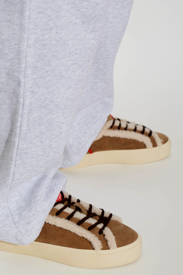 Inuikii Buty sportowe ‘Lila Shearling Lace Up’