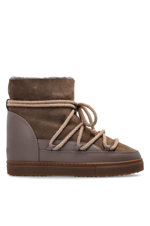 "Classic Wedge" snow boots