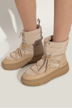 ‘technical performance’ snow boots od Inuikii
