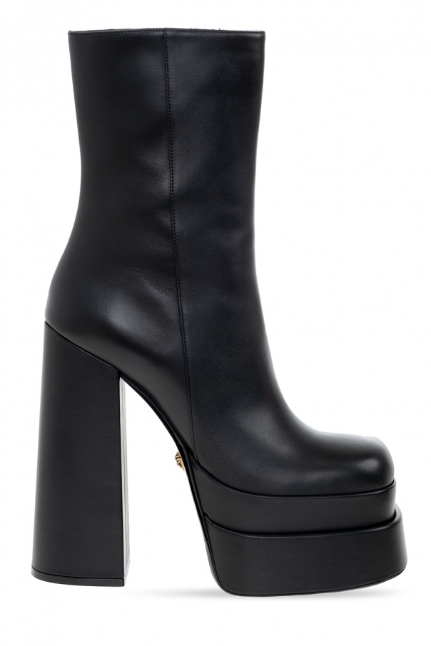 Platform ankle boots od Versace