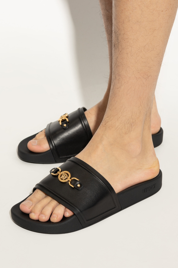 Versace Badeschuhe mit Logo