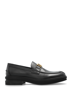 Loafers type shoes