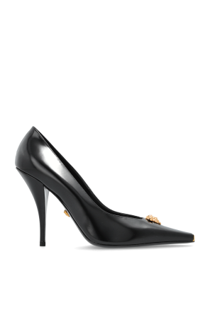 Leather heeled shoes