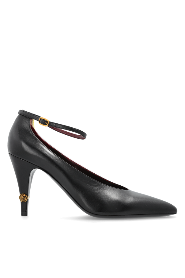 Heeled shoes 