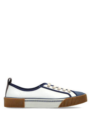"Goliath" sports shoes