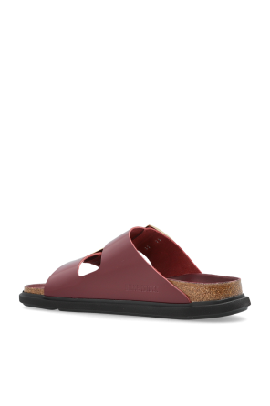 Birkenstock ‘Arizona Droplet Buckle’ slides