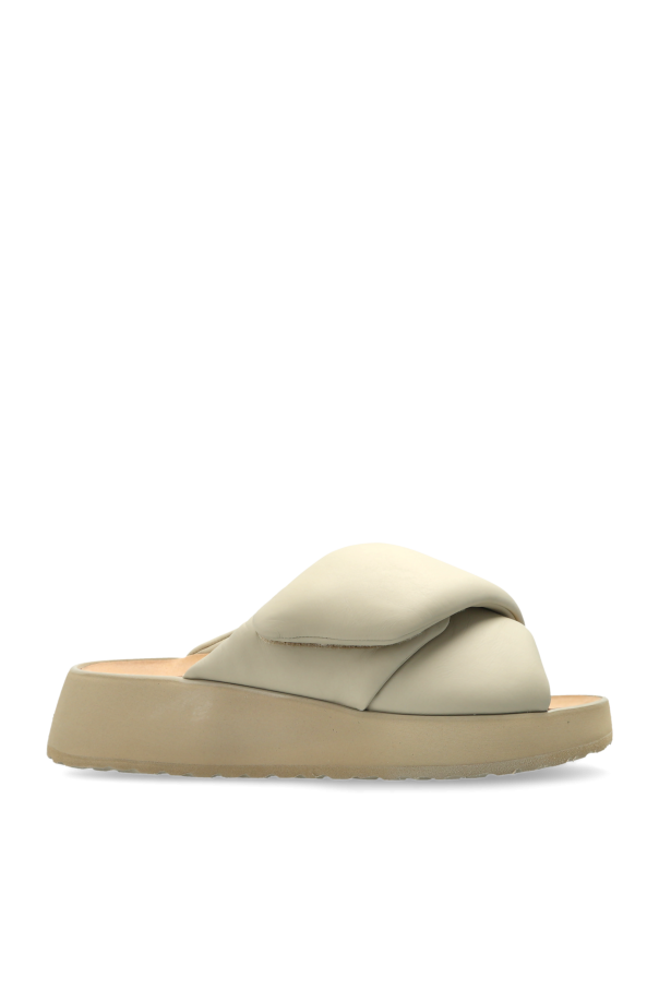 ‘THEDA CROSS STRAP’ slides od Birkenstock