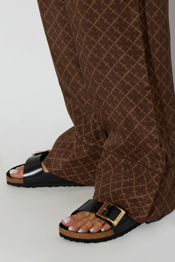 Birkenstock ‘Arizona Droplet Buckle’ slides