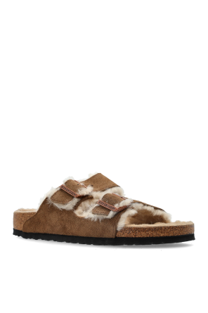 Birkenstock Klapki ‘Arizona Shearling’
