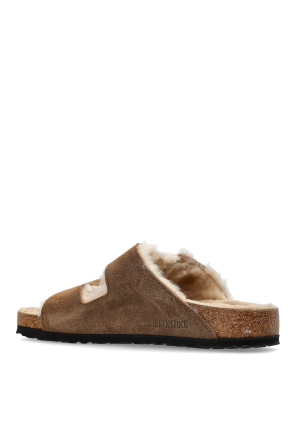 Birkenstock Klapki ‘Arizona Shearling’