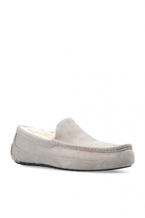UGG ‘Ascott’ suede slippers