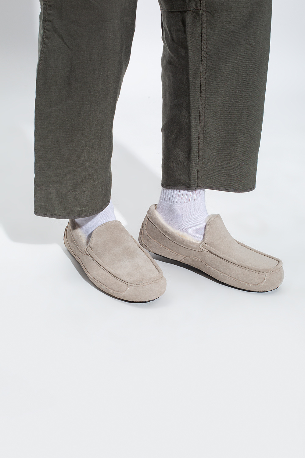 UGG ‘Ascott’ suede slippers