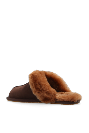 UGG Zamszowe kapcie ‘Scuffette II’