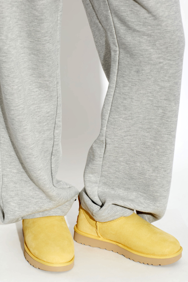 UGG ‘CLASSIC ULTRA MINI’ snow boots