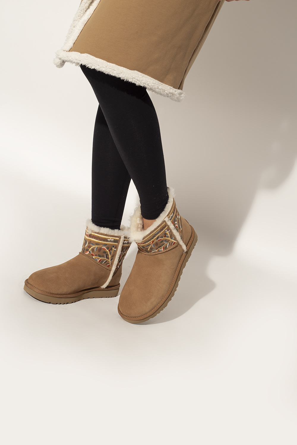 UGG ‘Classic Beauty Mini’ snow boots