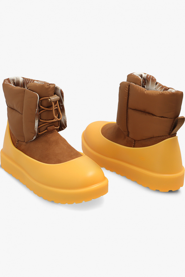 UGG ‘Classic Maxi Toggle’ snow boots