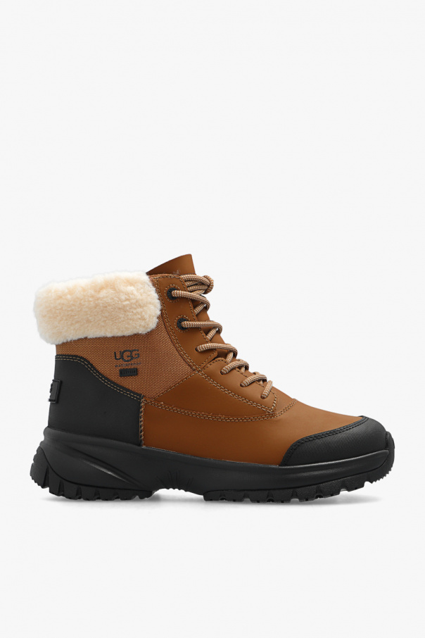 UGG ‘Yose Fluff V2’ ankle boots