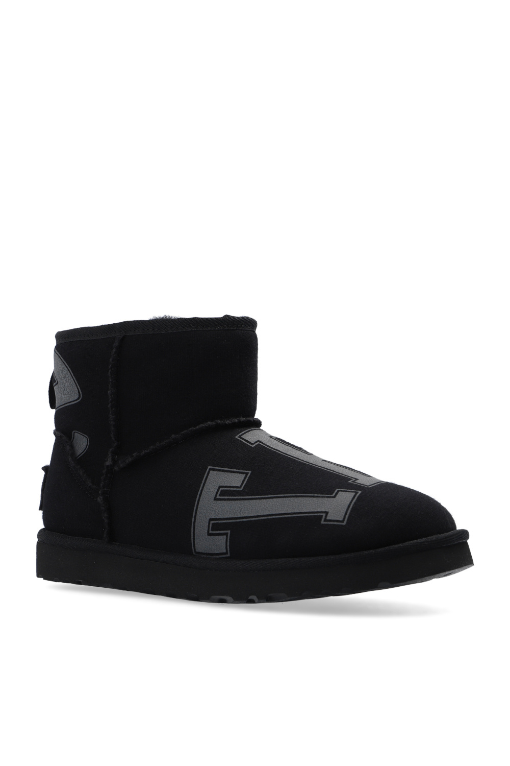 UGG How does Kids ugg connect its outdoor boots with its line of slippers