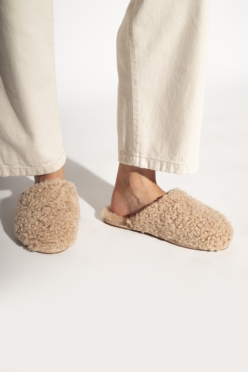 UGG ‘Maxi Curly Slide’ slippers