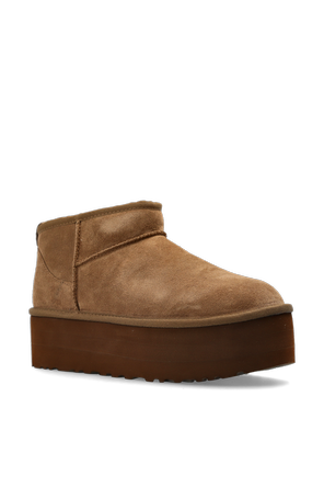 UGG Snow boots on a platform ‘Classic Ultra Mini Platform’
