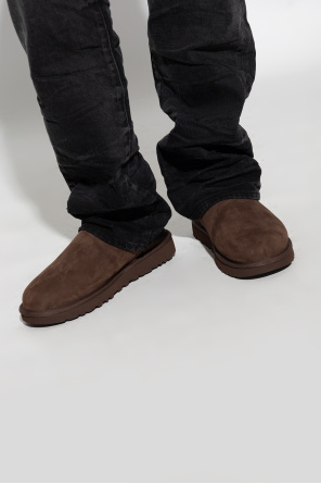 ‘classic’ leather slippers od UGG