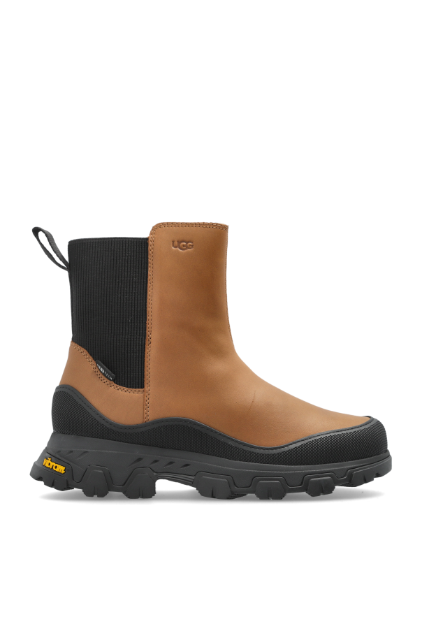 ‘METROTREK’ ankle boots od UGG