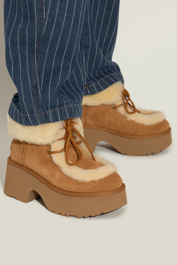 UGG "W ESMEE LACE UP" shoes